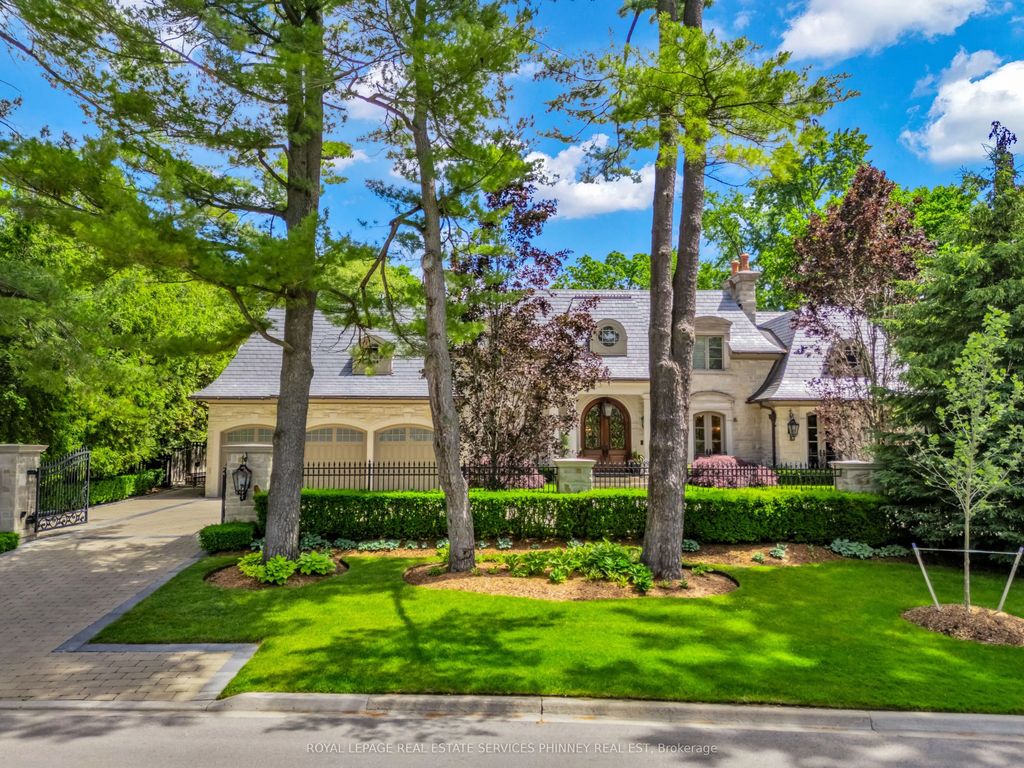 113 Maple Grove Drive, Oakville