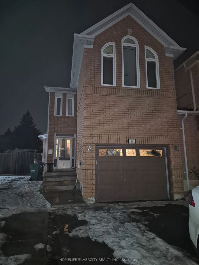 35 Alaskan Summit Court, Brampton