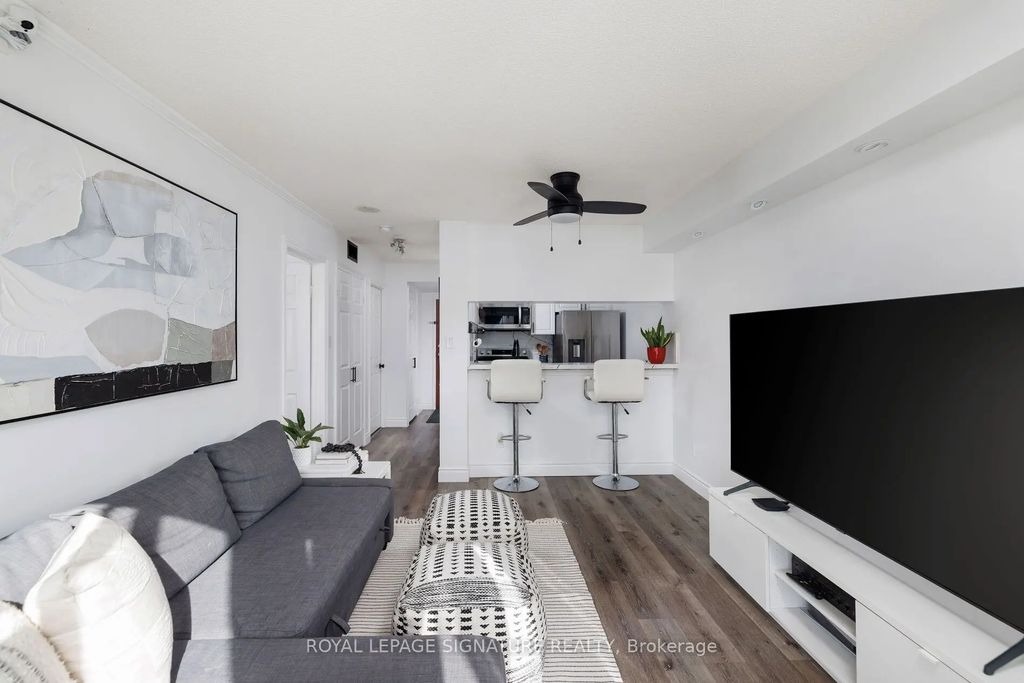 880 Dundas Street W 909, Mississauga