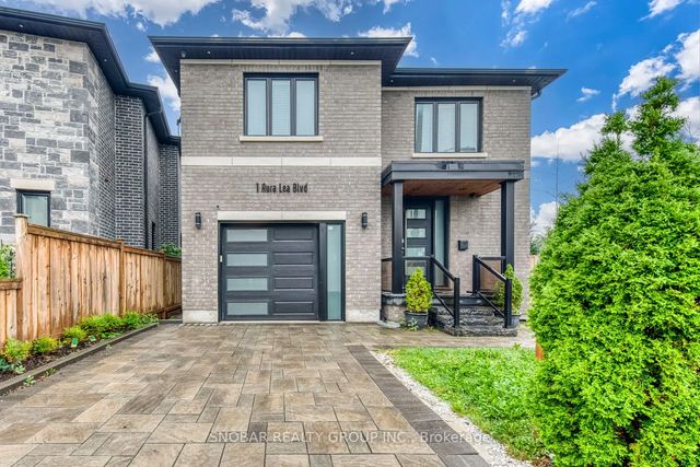 1 Aura Lea Boulevard, Toronto W05