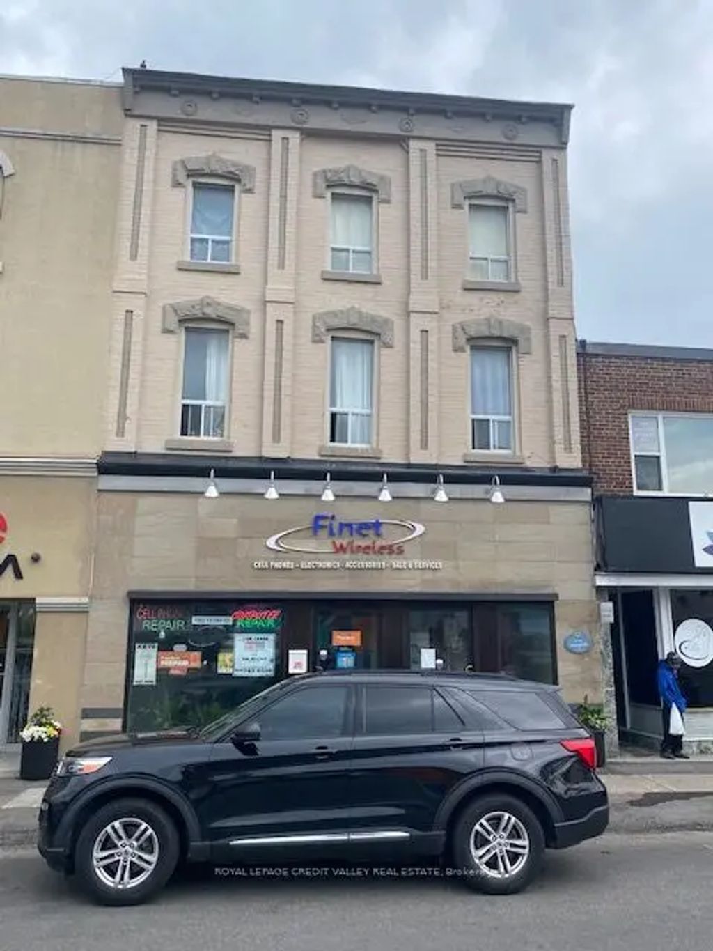 45 Main Street N, Brampton