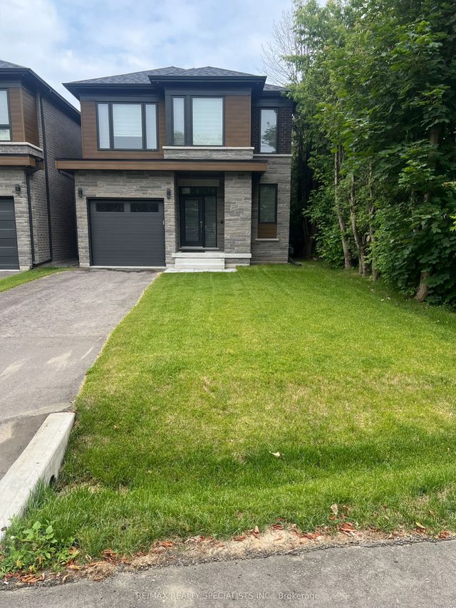 1088 Casson Avenue, Mississauga