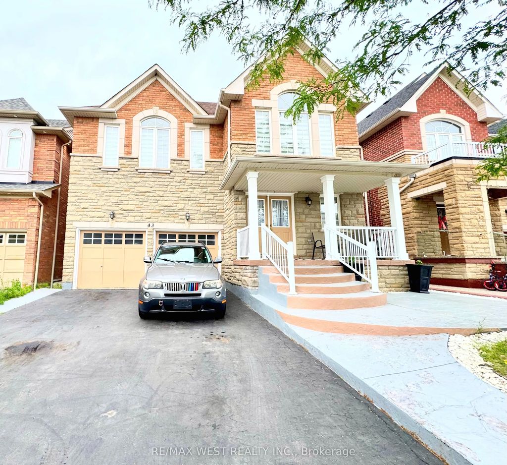 43 Tatra Crescent, Brampton