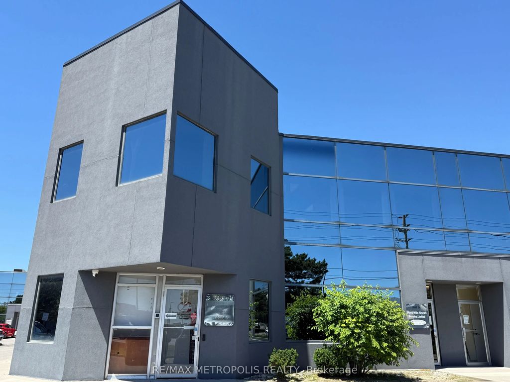2355 Derry Road E 35, Mississauga