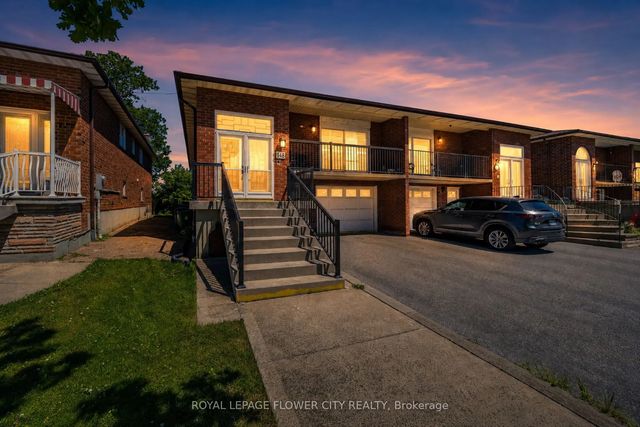 148 Dolores Road, Toronto W05