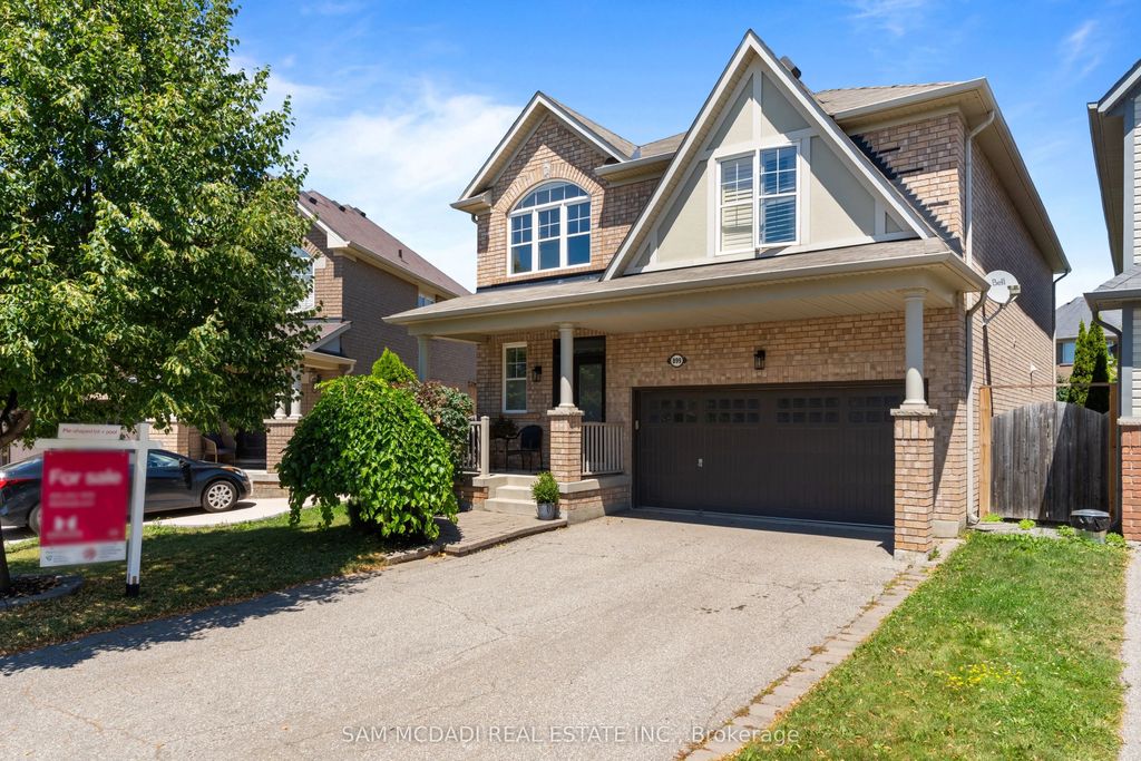 899 Pickersgill Crescent, Milton