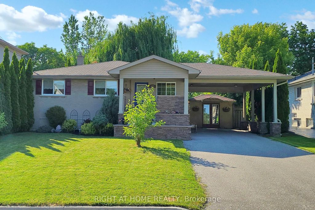 907 Fourth Street, Mississauga