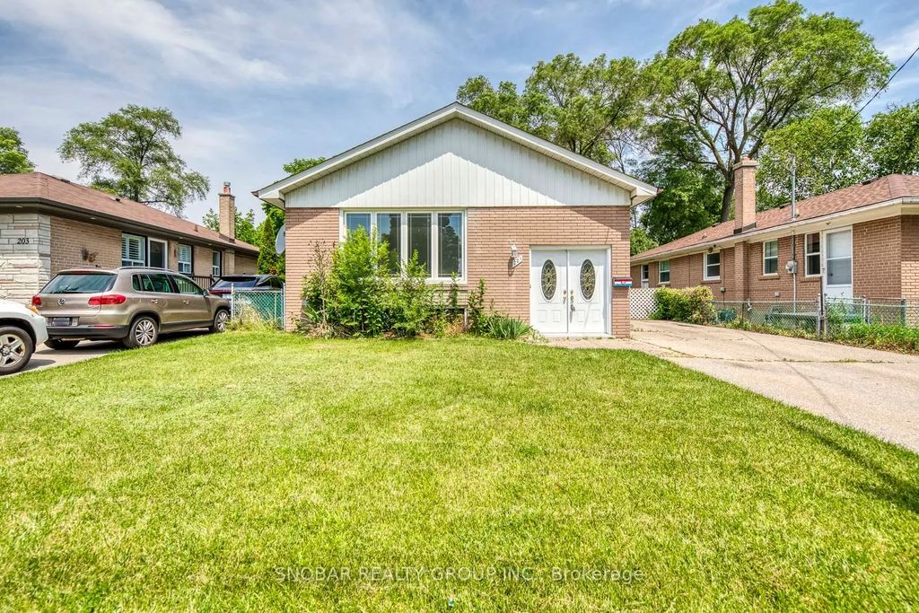 201 Thistle Down Boulevard, Toronto W10