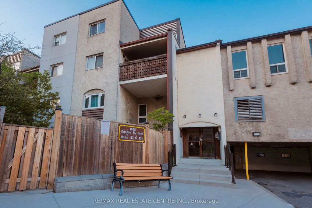 1055 Dundas Street E 190, Mississauga