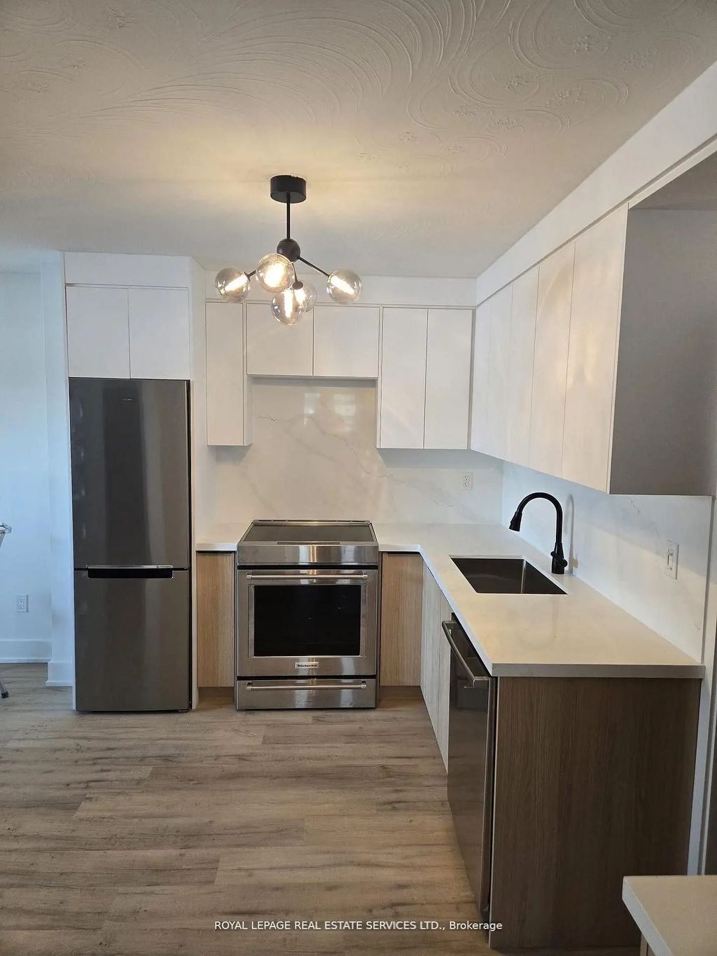 52 Peter Street 1, Mississauga