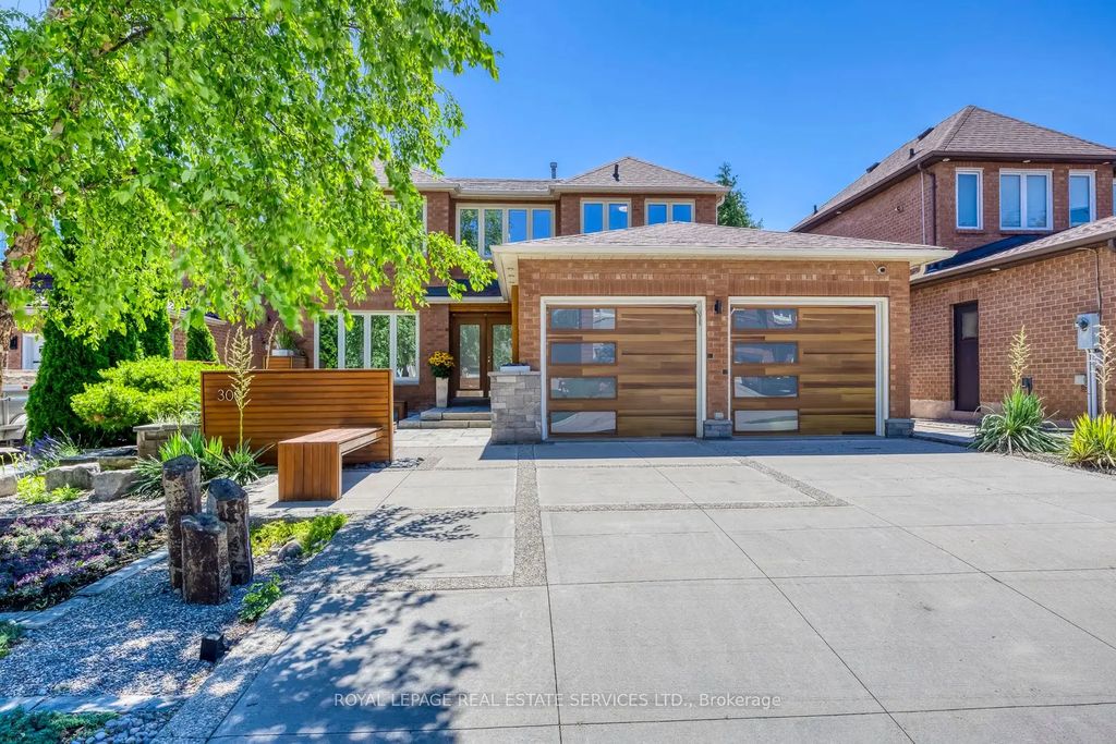 300 Canital Court, Mississauga