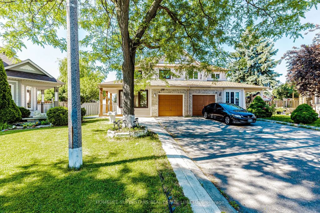 26 Amazon Court, Brampton