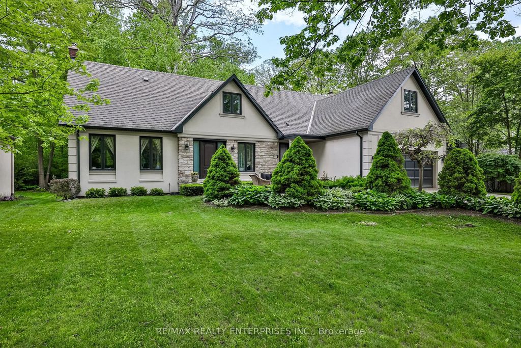 208 Mineola Road W, Mississauga