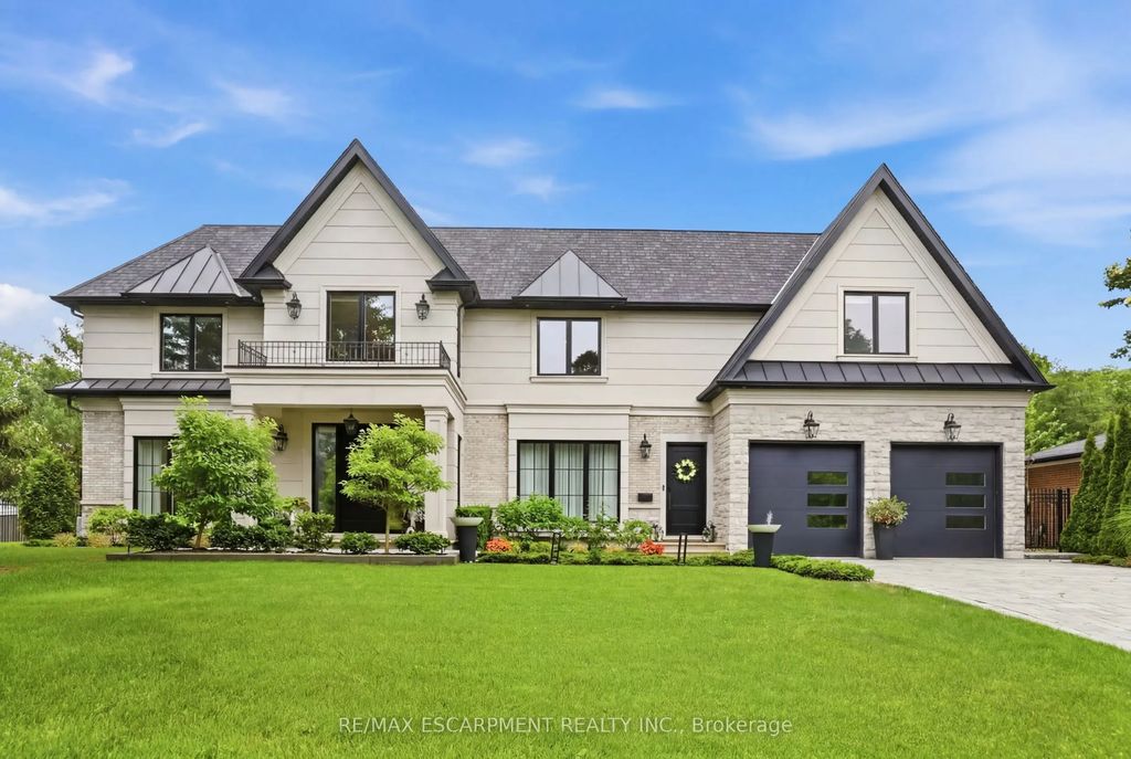 1544 Lochlin Trail, Mississauga