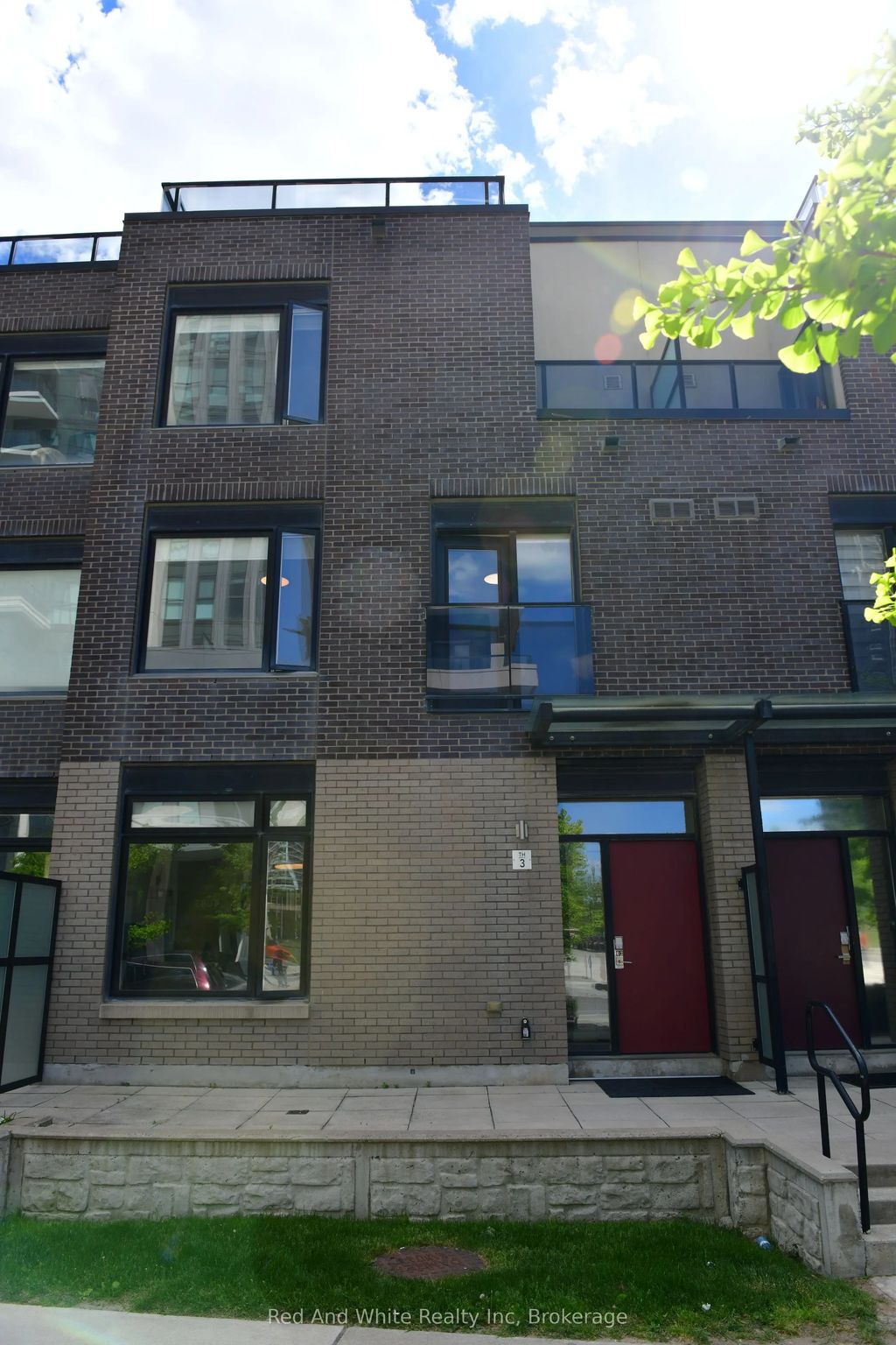 4080 Parkside Village Drive 3, Mississauga