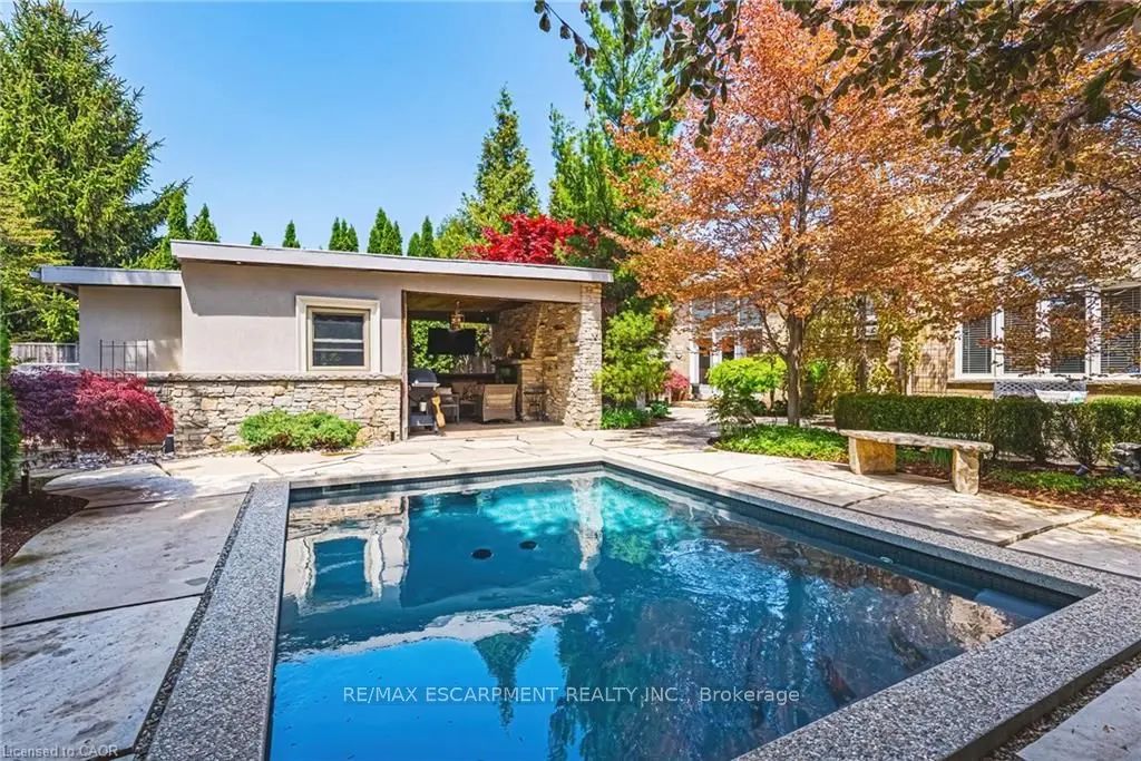 2178 Berwick Drive, Burlington