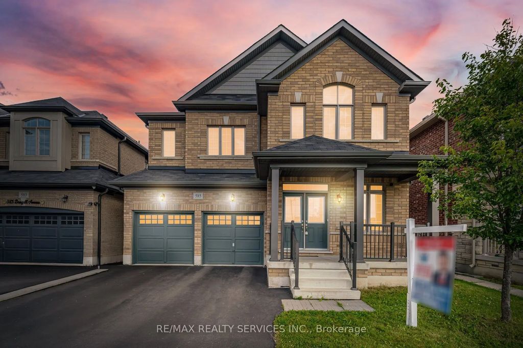 585 Dougall Avenue, Caledon