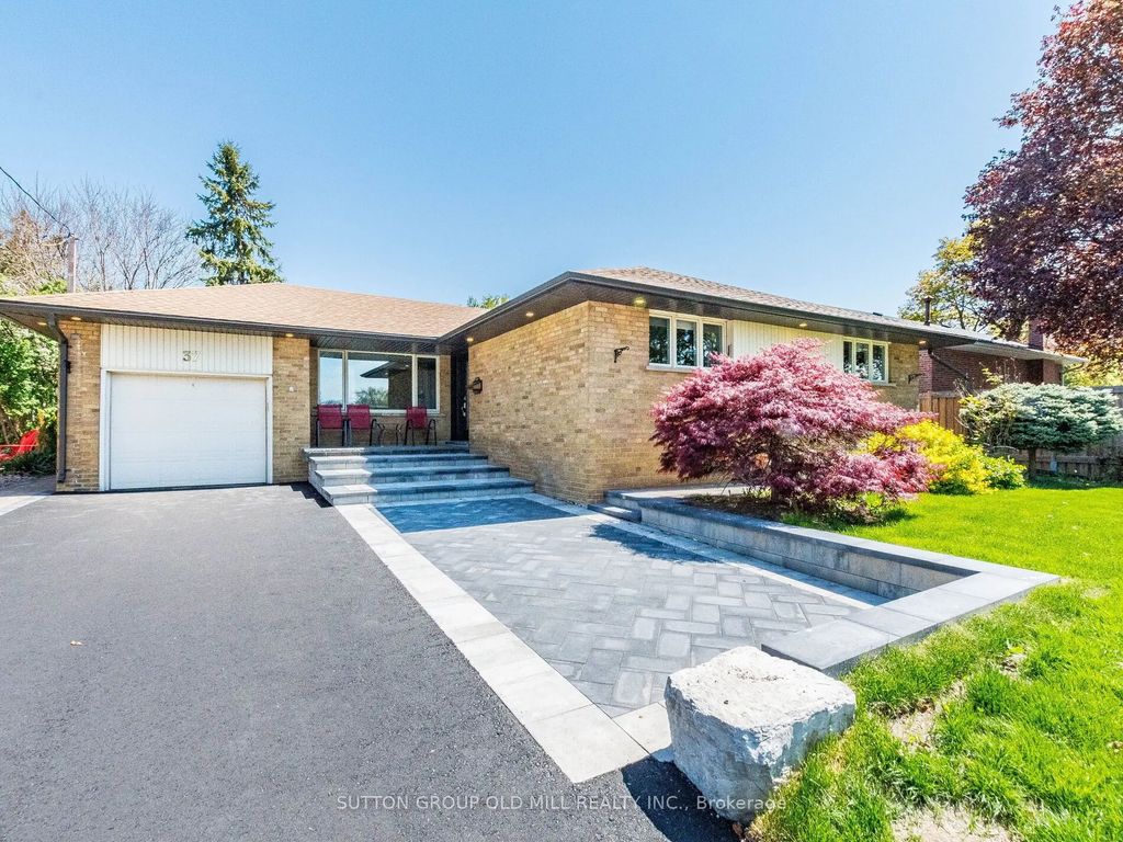 37 Suburban Drive, Mississauga