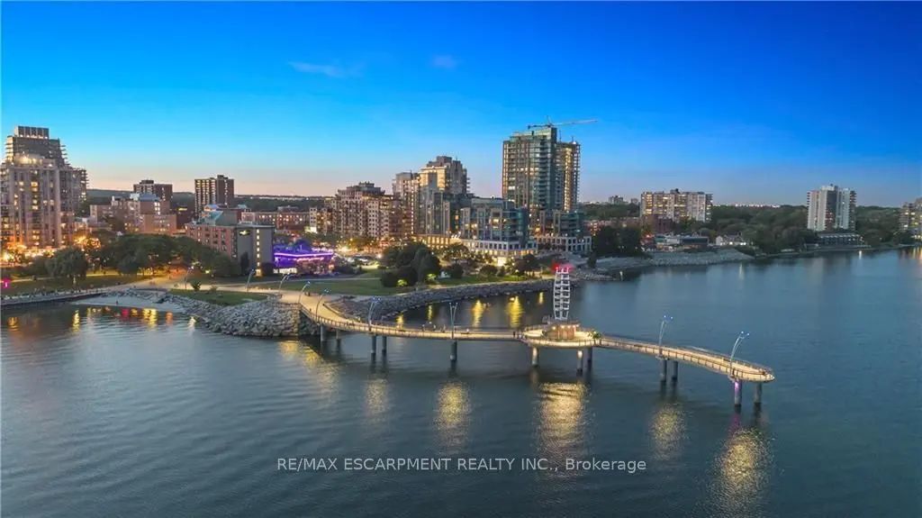 2060 Lakeshore Road 406, Burlington