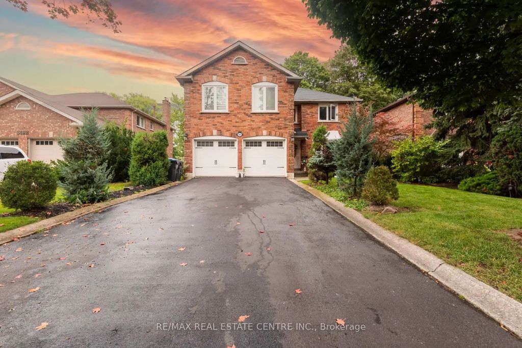 3683 East Park Court, Mississauga
