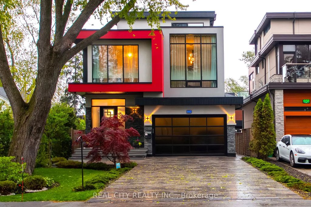 662 Byngmount Avenue, Mississauga