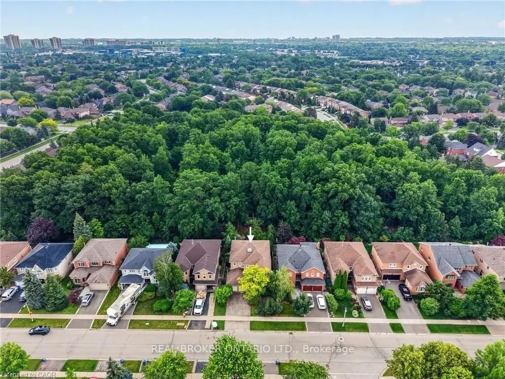 2152 Grand Ravine Drive, Oakville