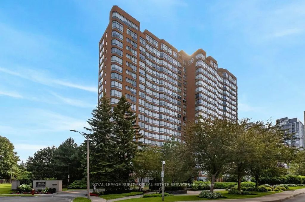 1276 Maple Crossing Boulevard 1406, Burlington