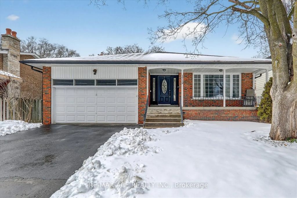 1719 Valentine Gardens, Mississauga
