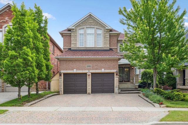 2365 Hertfordshire Way, Oakville