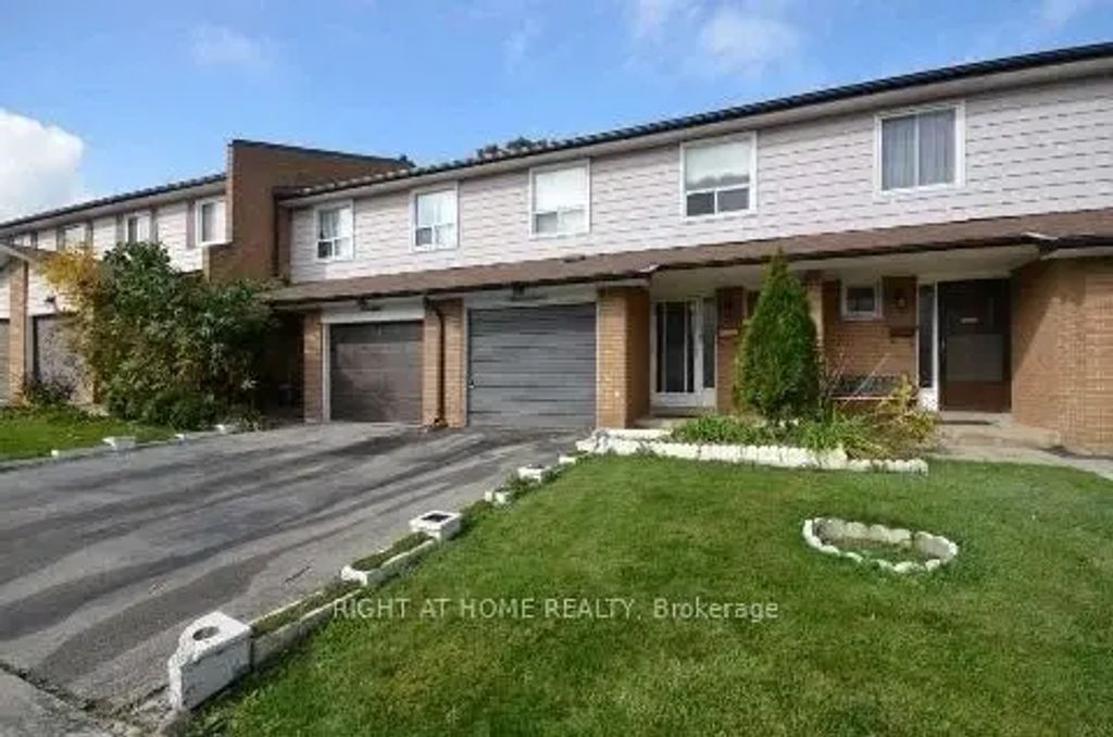 7475 Goreway Drive 17, Mississauga