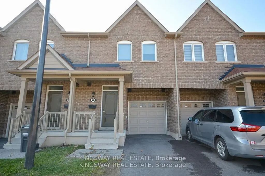 50 Edinburgh Drive 70, Brampton