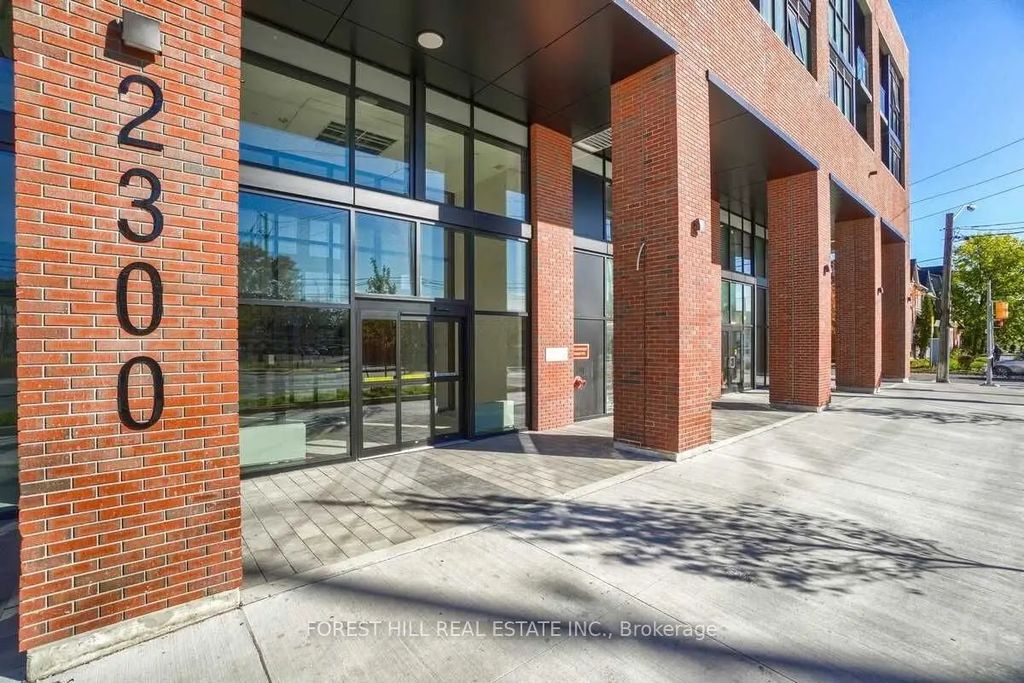 2300 St. Clair Avenue W 1009, Toronto W02