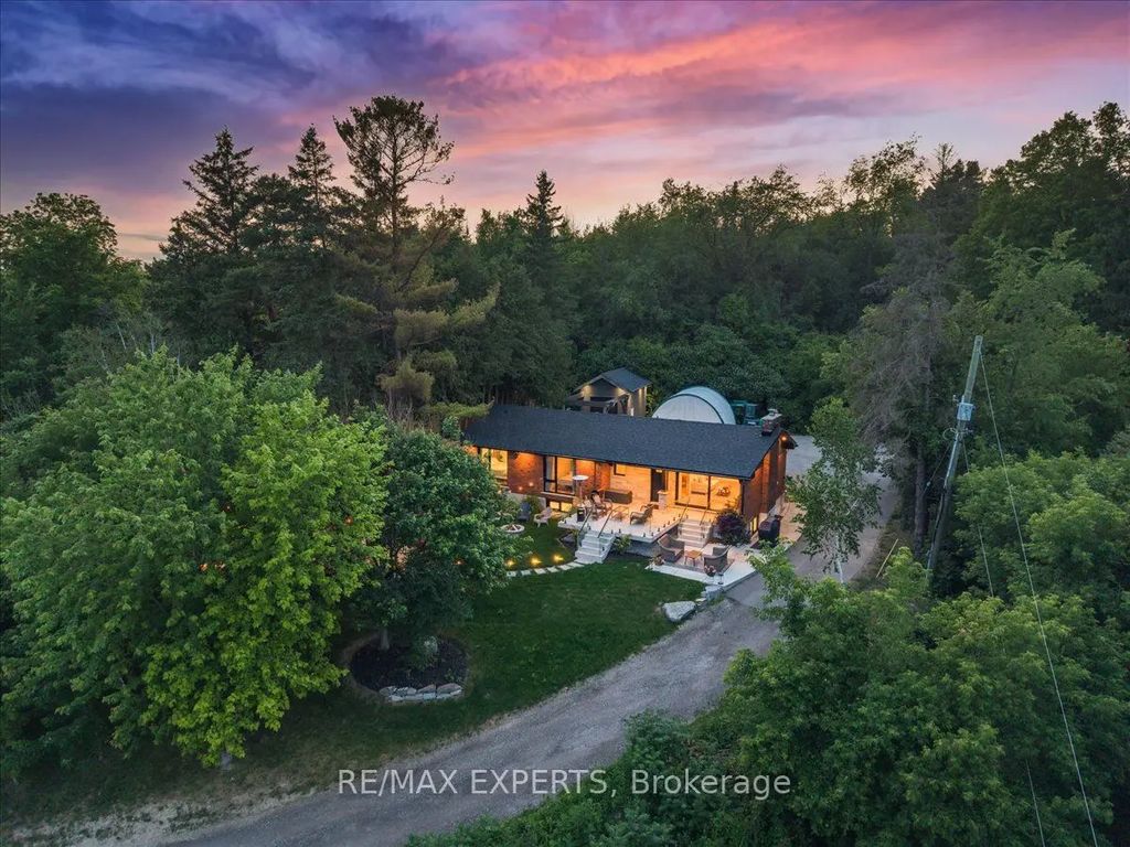 525 King Street E, Caledon