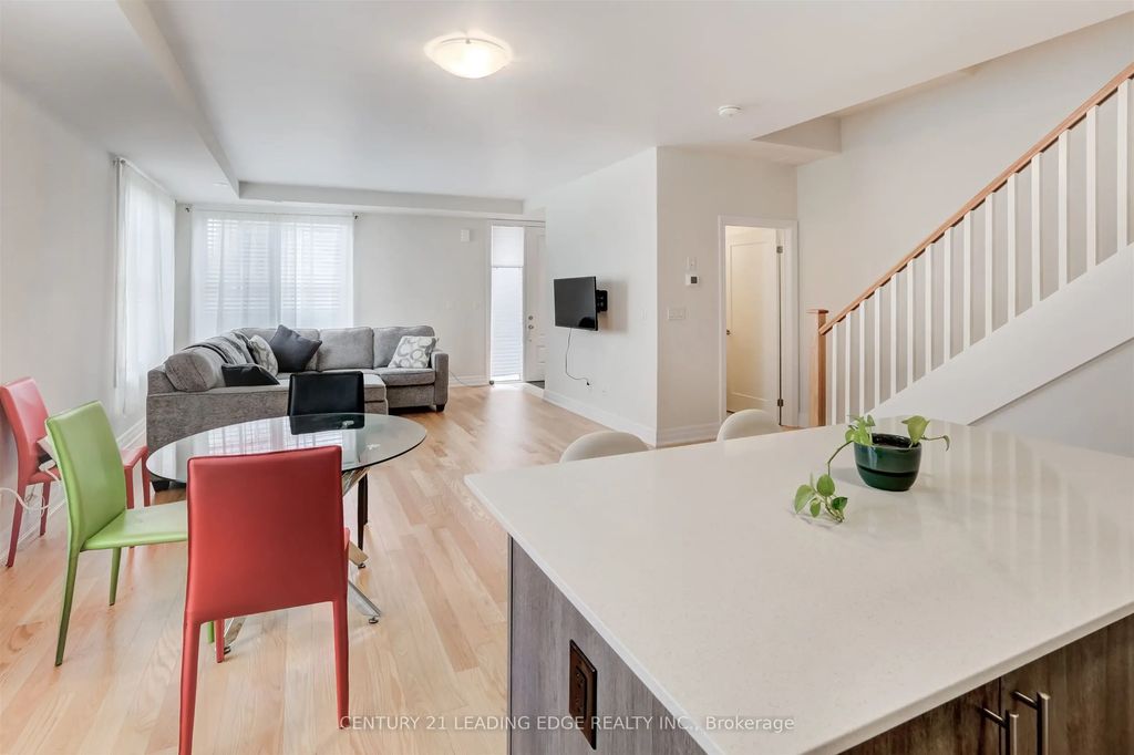 1180 Cawthra Road 106, Mississauga
