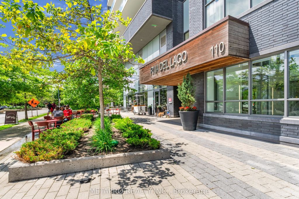 110 Se Marine Parade Drive 809, Toronto W06