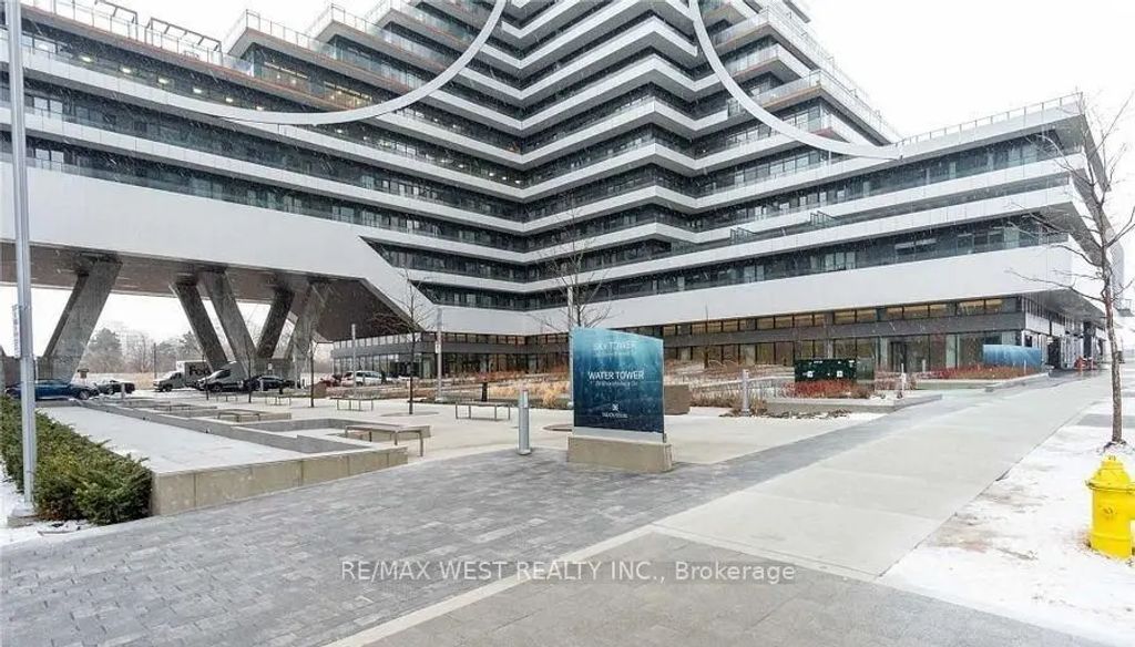 30 Shore Breeze Drive 5111, Toronto W06