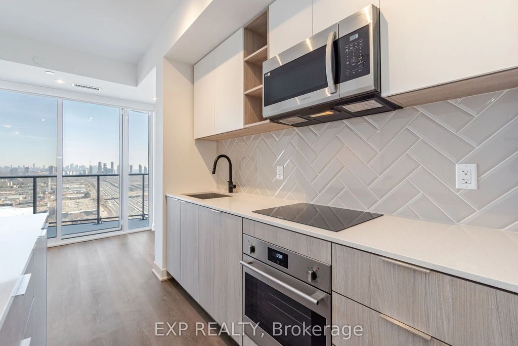 36 Zorra Street 1805, Toronto W08