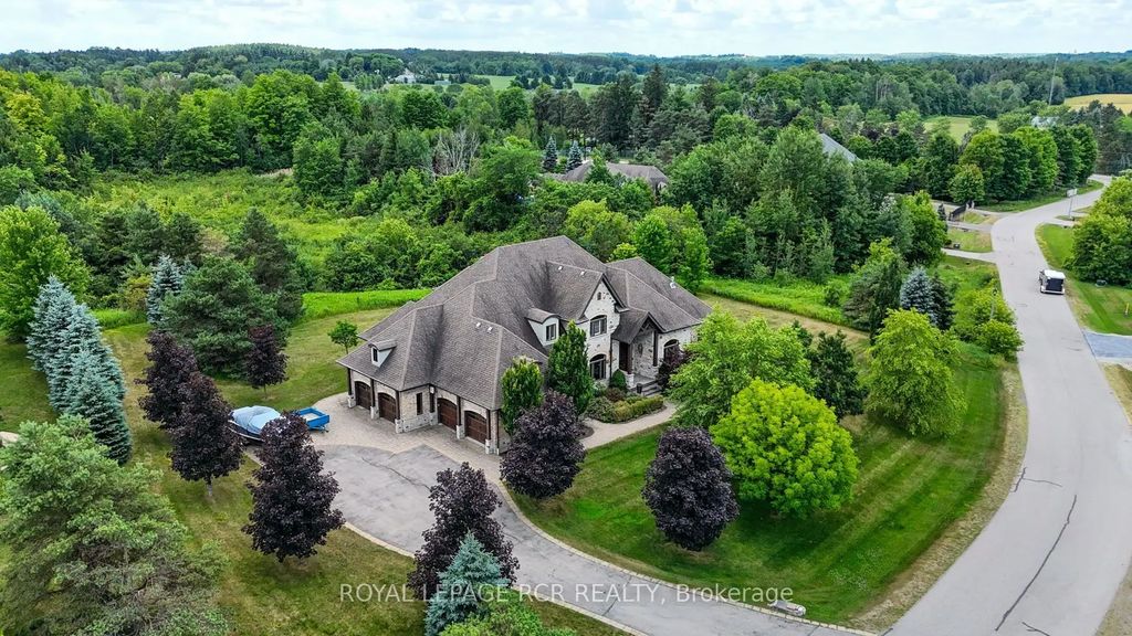 7 Proctor Avenue, Caledon