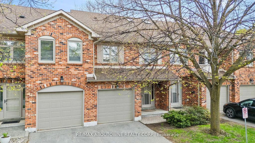 2230 Walkers Line 9, Burlington