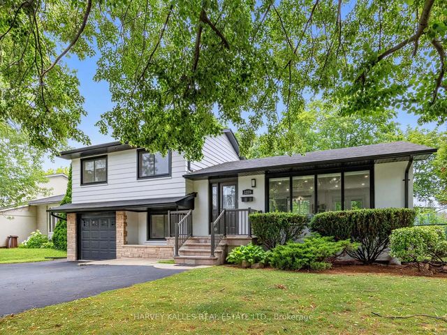1228 Pallatine Drive, Oakville