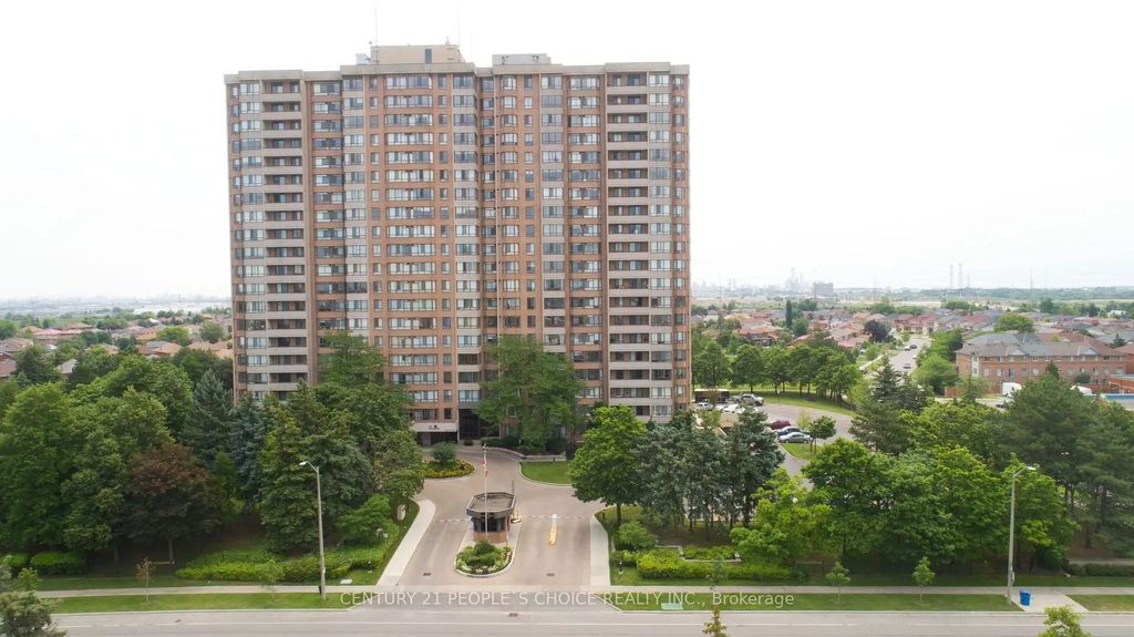 100 County Court Boulevard 1709, Brampton