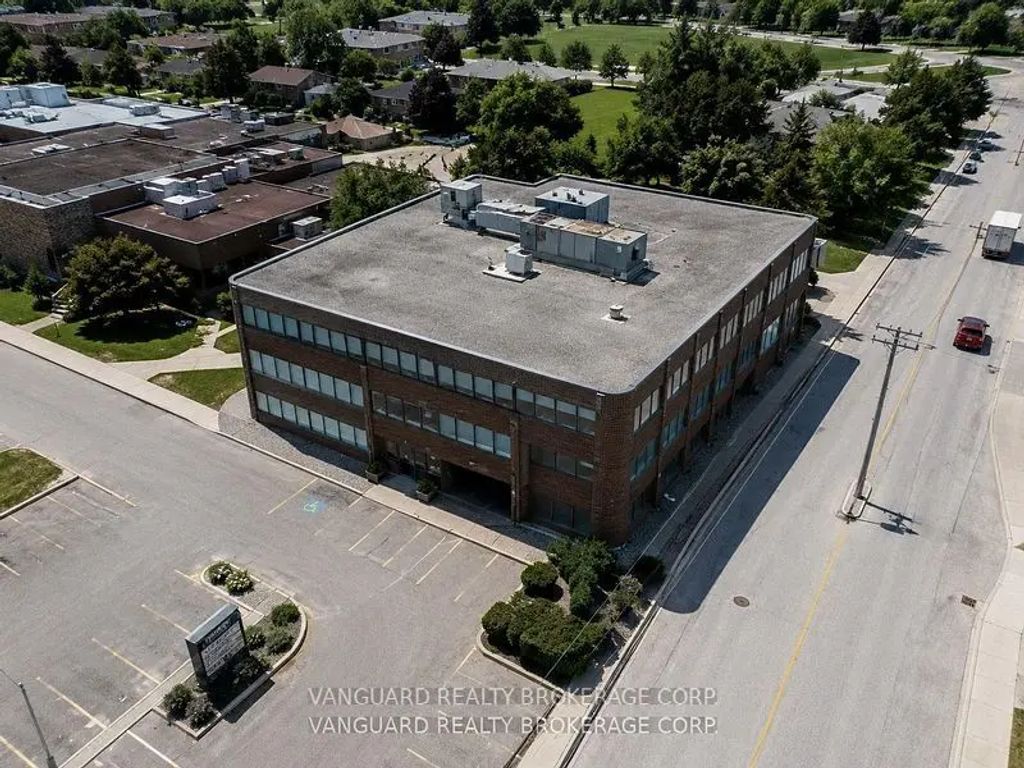 2227 South Mill Way 205, Mississauga