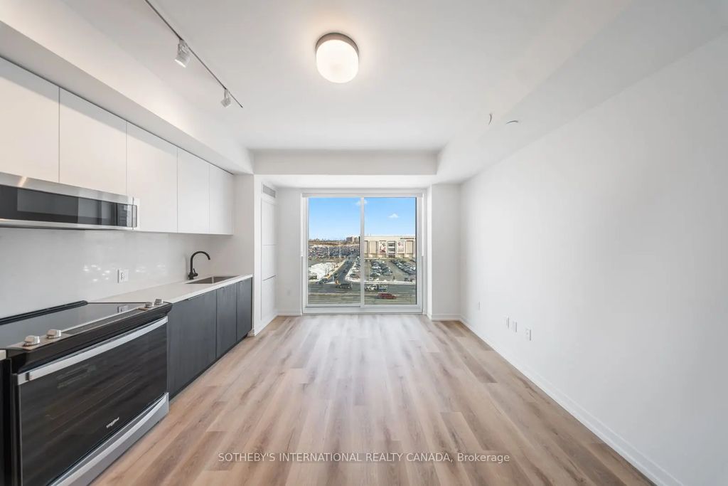 5 York Garden Way 703, Toronto W04