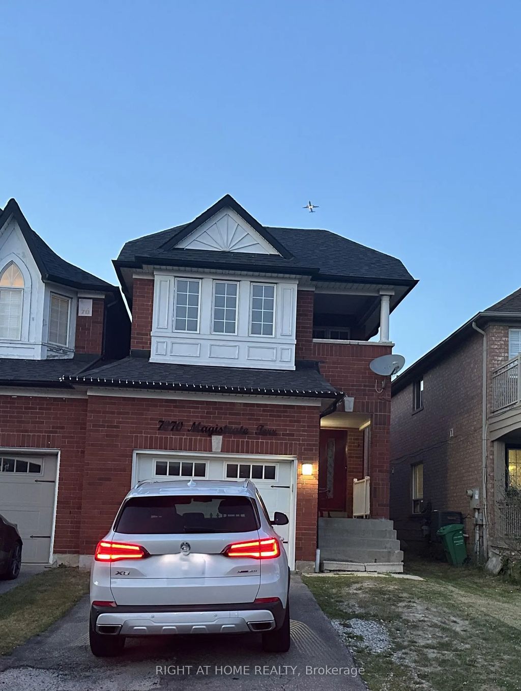 7070 Magistrate Terrace, Mississauga