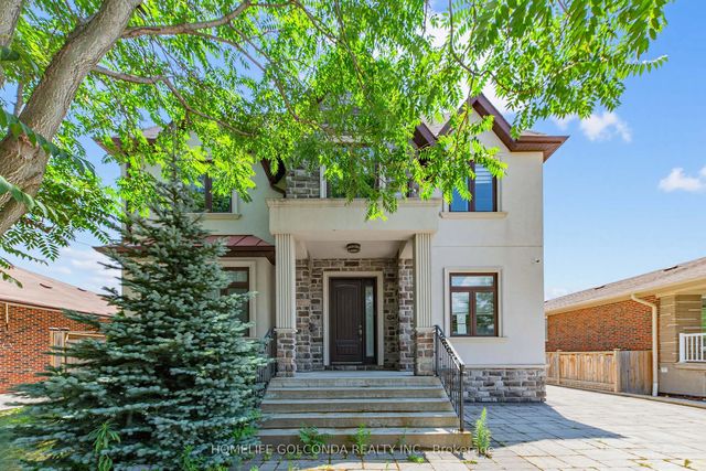 67 Mcadam Avenue, Toronto W04