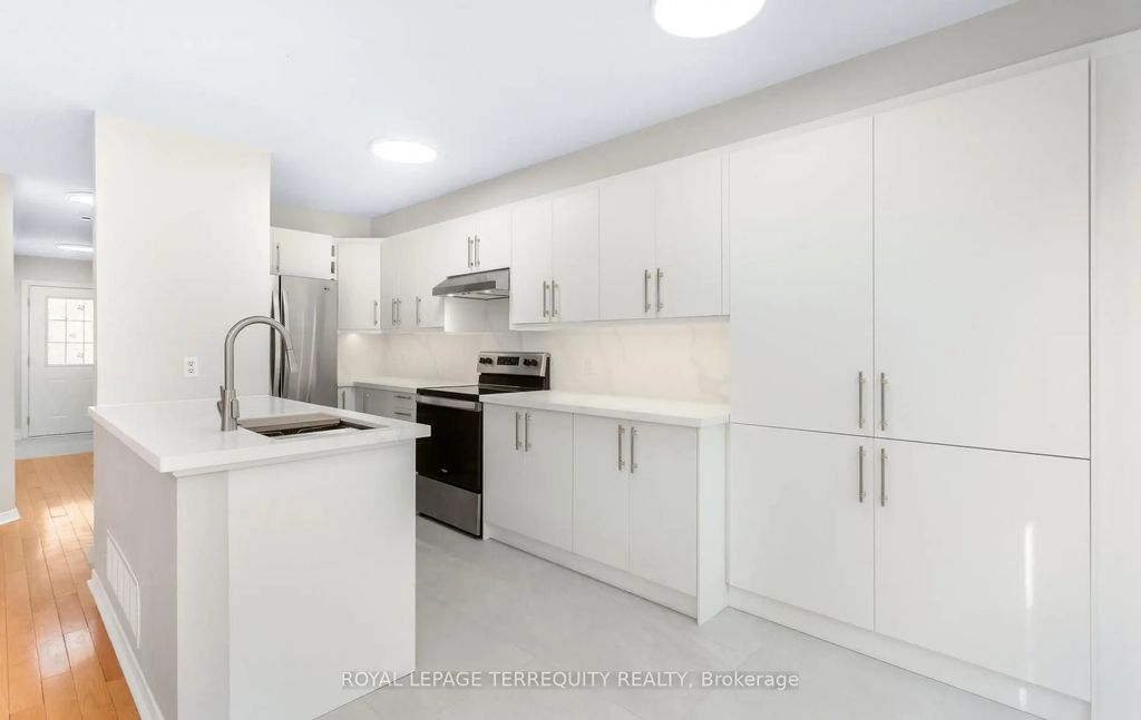 5950 Glen Erin Drive 50, Mississauga