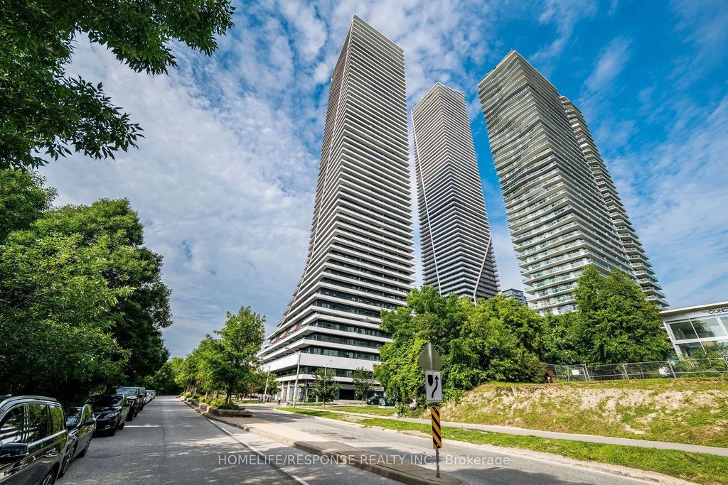 20 Shore Breeze Drive 1008, Toronto W06