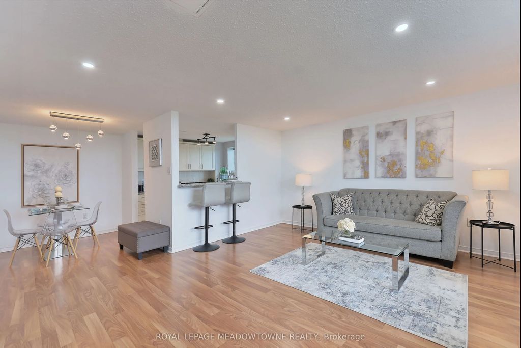 6720 Glen Erin Drive 1013, Mississauga