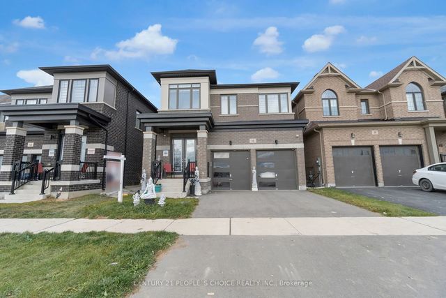 10 Tweedhill Avenue, Caledon