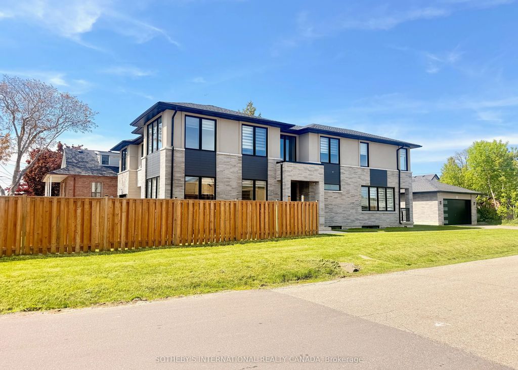 797 First Street, Mississauga